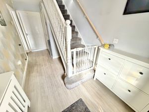 Standingwood Road Rossmore